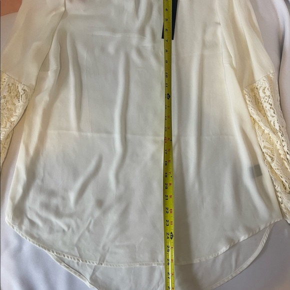 Apt 9: 2 Poet Blouse Bundle w/Lace sleeves - (1) Pink & (1) Cream Sz: LG (NWT) - Picture 7 of 8